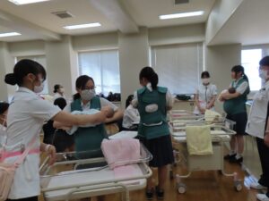 お母さん体験(妊婦体験など)
