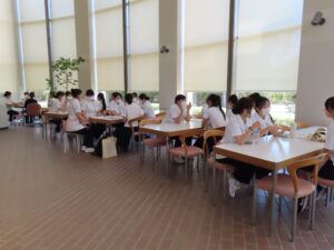 在校生との懇談会1